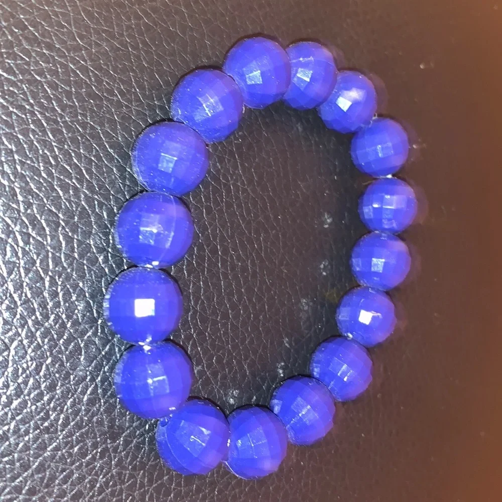 Blue chunky beaded elegant braclet - Picture 1 of 3